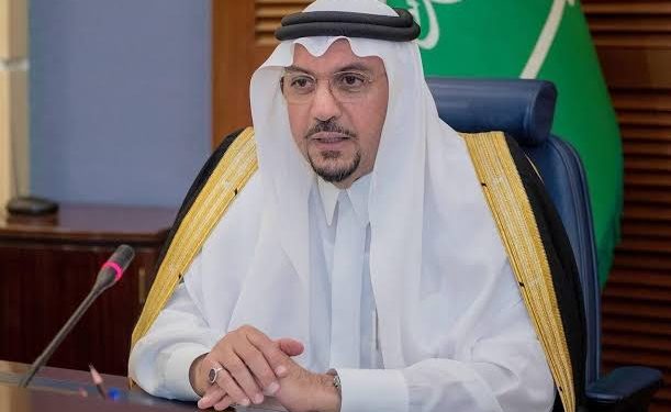 أمير القصيم يرفع المستوى التنظيمي لإدارة تنشيط الاستثمار والسياحة
