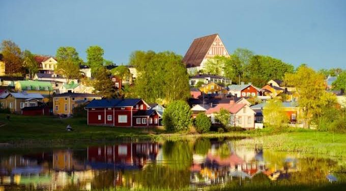 قائمة أسعد دول في العالم.. لماذا تتفوق فنلندا؟