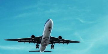 من العواصم البعيدة إلى الوجهات الأقرب.. كيف أعادت الأزمات رسم خريطة السفر للسعوديين؟