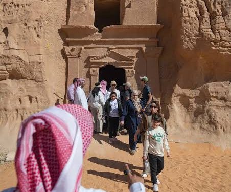 مصر تتصدر قائمة الزوار الدوليين إلى السعودية في 2024 بـ3.2 مليون سائح