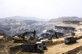 شركات بريطانية تستكشف فرص الاستثمار في قطاع التعدين السعودي