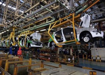 صناعة السيارات في السعودية