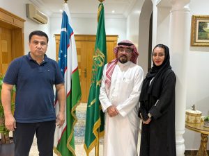 تفاعل السعودية - "تفاعل السعودية" تلتقي "قنصل عام جمهورية أوزباكستان" بجدة لبحث التبادل الإعلامي المشترك