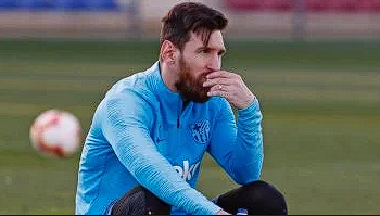 شاهد.. ميسي “ميامي” يتوجه لشناوي “الأهلي” لتحيته