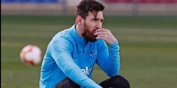 شاهد.. ميسي “ميامي” يتوجه لشناوي “الأهلي” لتحيته