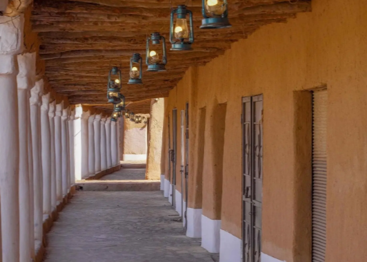 المباني الطينية مزايا معمارية وبيئية