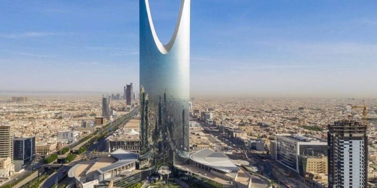 تقرير PwC الشرق الأوسط: 38 مليار دولار فرص استثمارية في السوق العقارية السعودية