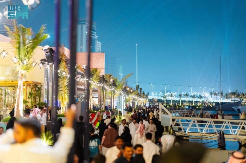 الواجهات البحرية وحدائق جدة العامة