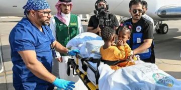 التوأم الجامايكي الملتصق “أزاريا وأزورا” يصلان الرياض لفصلهما بمبادرة إنسانية سعودية