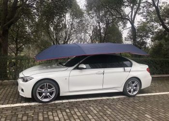 مظلات السيارات الأوتوماتيكية.