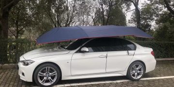 مظلات السيارات الأوتوماتيكية.