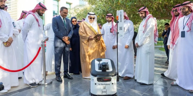 “النقل” تطلق تجربة التوصيل بالمركبات ذاتية القيادة بالشراكة بين جاهز وروشن