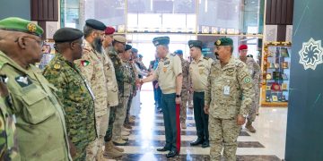 أمين عام التحالف الإسلامي يستقبل النائب الأول لوزير الدفاع ورئيس أركان الجيش الأذربيجاني