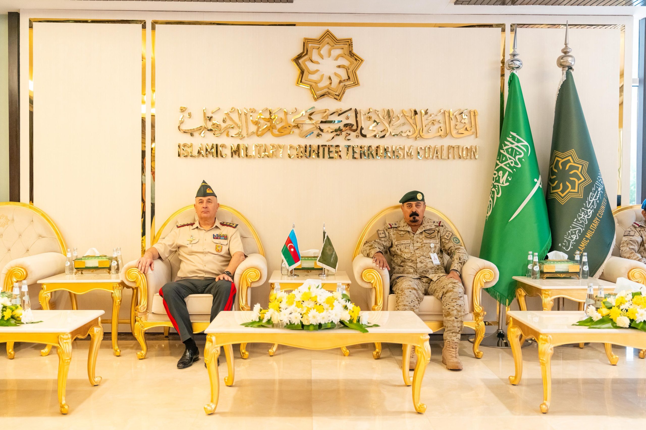 تفاعل السعودية - أمين عام التحالف الإسلامي يستقبل النائب الأول لوزير الدفاع ورئيس أركان الجيش الأذربيجاني