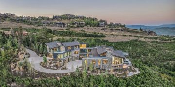 شركة "إنجل آند فولكرز"