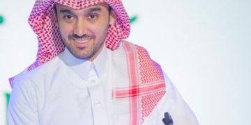 وزير الرياضة يهنئ الهلال بتأهله التاريخي إلى ربع نهائي كأس العالم للأندية