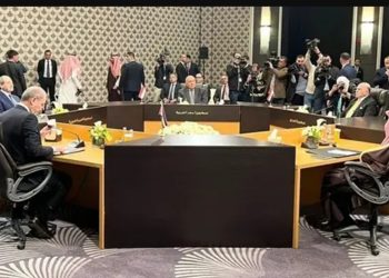 وزراء خارجية السعودية و10 دول عربية وإقليمية يؤكدون دعم أمن سوريا ووحدتها