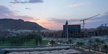 جامعة طيبة تطلق بوابتها الرقمية الجديدة بهوية مؤسسية حديثة