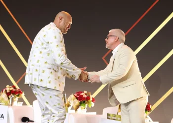 الاتحاد الدولي يعلن انطلاق “العصر الذهبي” للملاكمة من إسطنبول