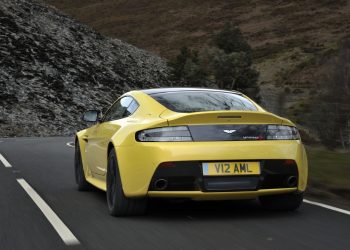 أستون مارتن Vantage S