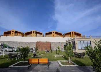 الريف السعودي يتألق في الصيف.. المزارع تتحول لمقاصد عائلية ساحرة