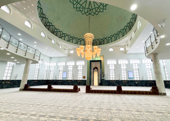 2100 م² سجاد جديد عالي الجودة.. “الشؤون الإسلامية” تُكمل فرش جامع الملك فهد في سراييفو