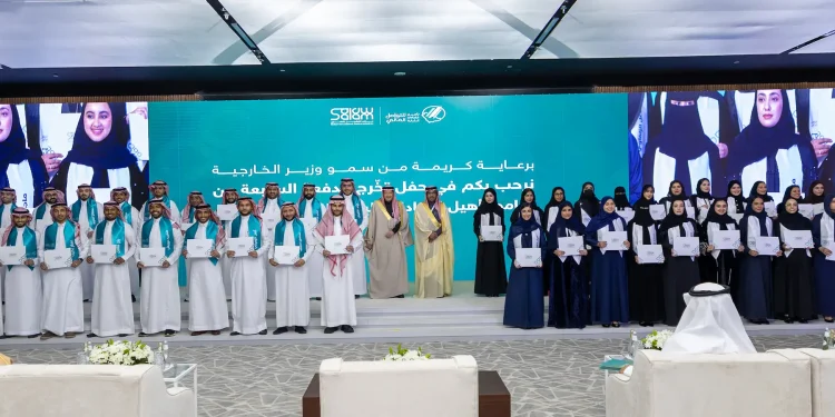 “سلام للتواصل الحضاري” يعلن انطلاق التسجيل في النسخة الثامنة من برنامج تأهيل القيادات الشابة للتواصل العالمي.. صور