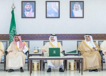 أمير الشرقية يدشّن مشروع المصانع متعددة الأدوار