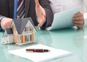 الصفقات العقارية في السعودية: الإسكان يستحوذ على 63% خلال النصف الأول من 2025