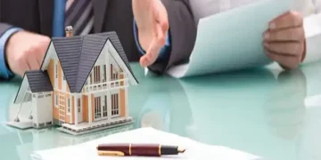 الصفقات العقارية في السعودية: الإسكان يستحوذ على 63% خلال النصف الأول من 2025