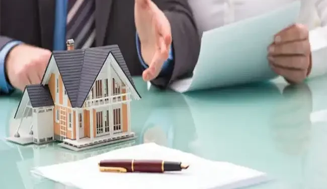 الصفقات العقارية في السعودية: الإسكان يستحوذ على 63% خلال النصف الأول من 2025