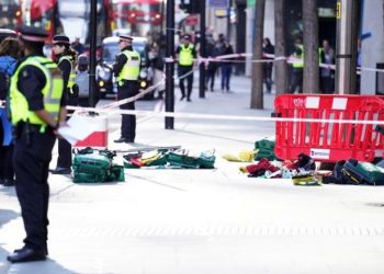 فيديو.. سرقة لطاقم الإخبارية السعودية أثناء تصوير تقرير في لندن