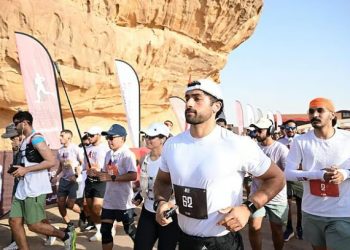 انطلاق سباق لهيب العُلا بمشاركة 500 عدّاء من حول العالم في تجربة رياضية فريدة وسط طبيعة العُلا الخلابة