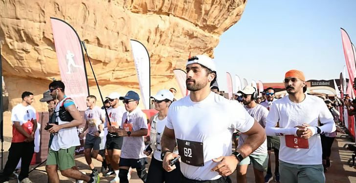 انطلاق سباق لهيب العُلا بمشاركة 500 عدّاء من حول العالم في تجربة رياضية فريدة وسط طبيعة العُلا الخلابة