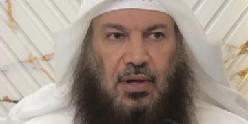 من هو الشيخ الكويتي سالم الطويل؟ تم فصله بعد لتهجمه على أحد المذاهب