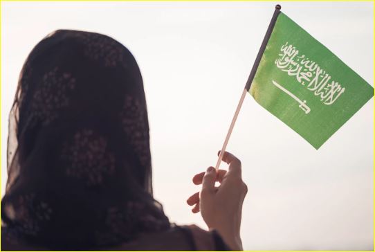 تفاعل السعودية - إنجاز اقتصادي واجتماعي غير مسبوق.. مشاركة المرأة السعودية في سوق العمل تتجاوز 36 % وتحقق أهداف رؤية 2030
