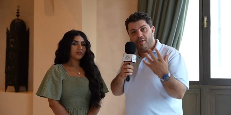 “تفاعل السعودية” تُجري جولة في أقدم بيوت ولاية طاقة بعمان.. تفاصيل مهمة