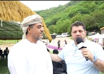 في لقاء خاص مع “تفاعل السعودية “.. مرشد سياحي عماني يكشف مزايا مدينة صلالة السياحية