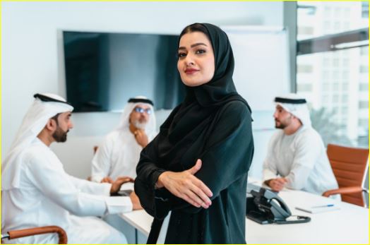 تفاعل السعودية - إنجاز اقتصادي واجتماعي غير مسبوق.. مشاركة المرأة السعودية في سوق العمل تتجاوز 36 % وتحقق أهداف رؤية 2030