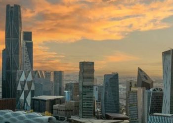 صندوق النقد الدولي يشيد بمتانة الاقتصاد السعودي وانخفاض البطالة وترحيب رسمي سعودي