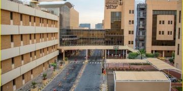 إنجاز طبي فريد في العالم.. أول عملية زراعة لغرسة قوقعة صناعية ذكية في المدينة الطبية الجامعية بجامعة الملك سعود