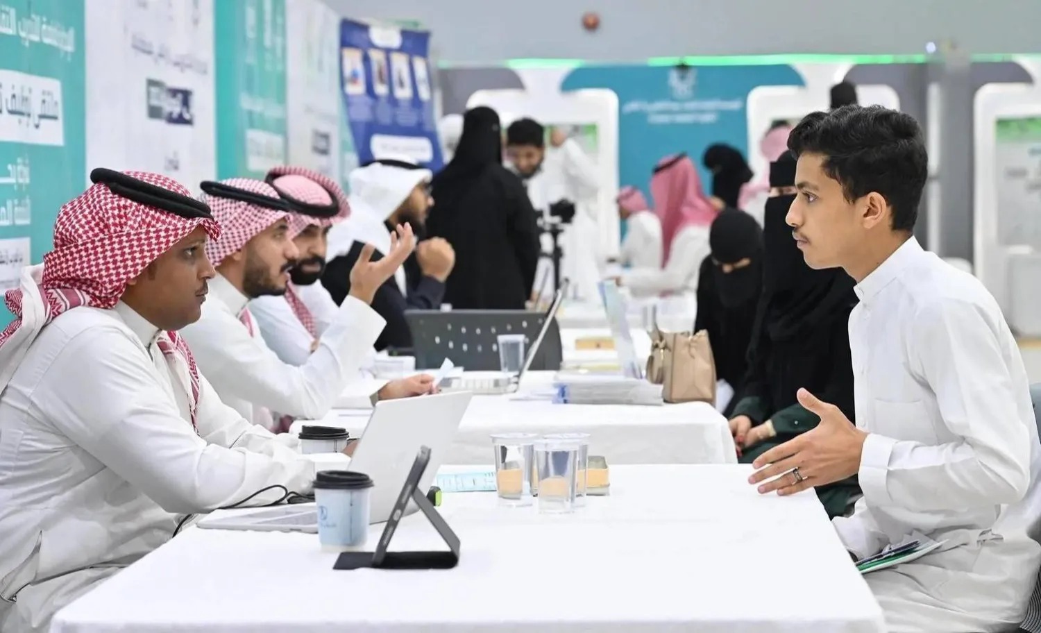 تفاعل السعودية - رؤية 2030 والسعودية الرقمية.. من التحول الإلكتروني إلى الريادة التقنية «المملكة من مستخدم للتقنية إلى صانع لها»