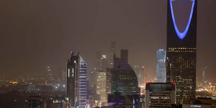 مدينة عالمية وأسواق عائمة.. ماذا يحدث في شرقية السعودية؟