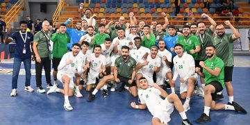 المنتخب السعودي لكرة اليد للناشئين يتأهل إلى دور الـ16 في مونديال العالم بمصر بعد فوز ساحق على غينيا