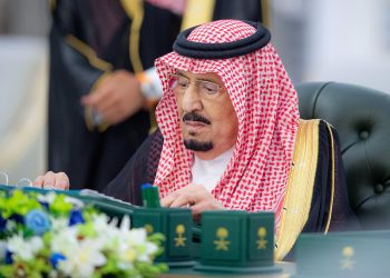 خادم الحرمين الشريفين يرأس جلسة ‎ مجلس الوزراء في جدة