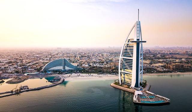 السعوديون يتصدرون.. ودبي تسجل قفزة سياحية مذهلة في 2025