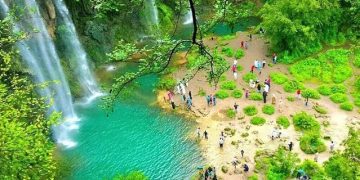 خريف ظفار 2025 يستقطب أكثر من 440 ألف زائر حتى نهاية يوليو الماضي 