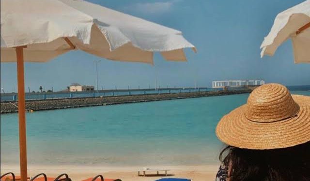مساحة للراحة والخصوصية.. شواطئ جدة الخاصة بالسيدات رفاهية على البحر الاحمر
