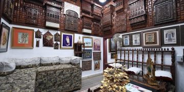 كيف يعيش السائح تجربة الثقافة والتراث السعودي داخل المجالس التراثية بالجبيل؟