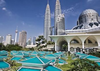 ماذا نعرف عن شهر السياحة الإسلامية في ماليزيا؟